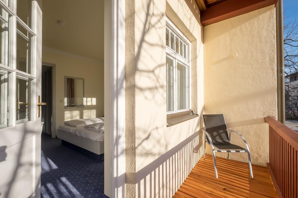 Gautinger Hof Hotel Exterior photo